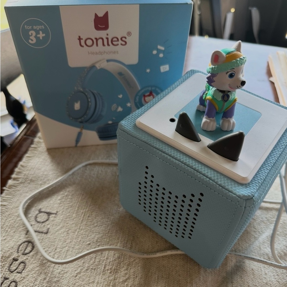 Tonies Blue Audio Player with Character Figure